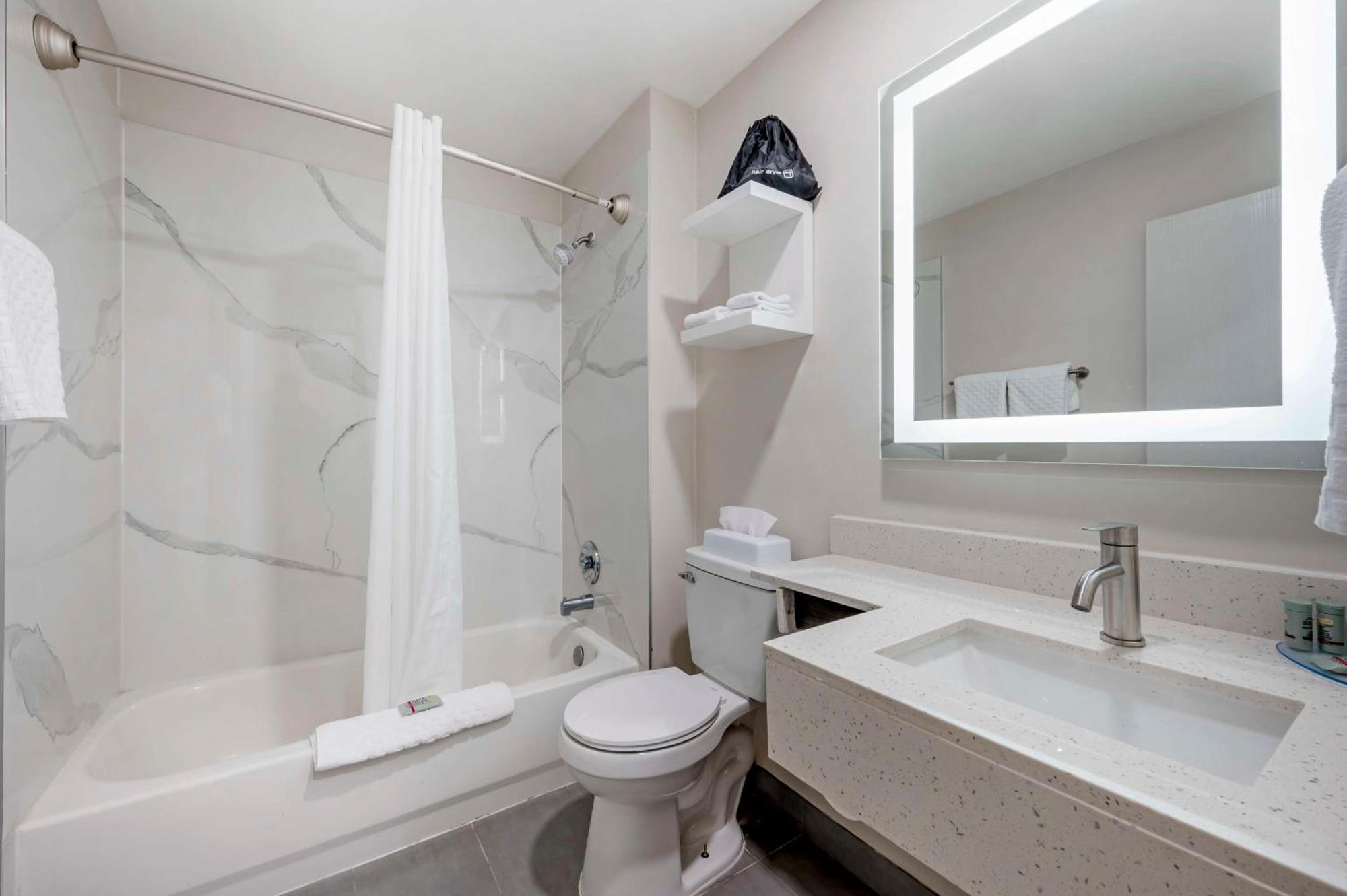 Western Heartland Hotel Mattoon